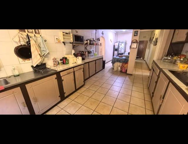 3 BEDROOM HOUSE FOR SALE IN HAMBERG